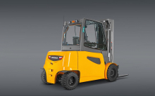 Jungheinrich：EFG 535-S50 Vierrad-stapler 3,5 - 5,0t